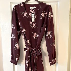 Nice business dress, but can also be worn after hours for a casual event